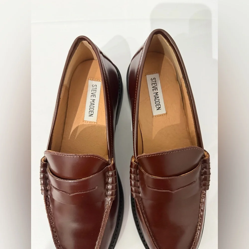 Steve Madden Madison Box Deep Burgundy Leather Loafers - Picture 10 of 13